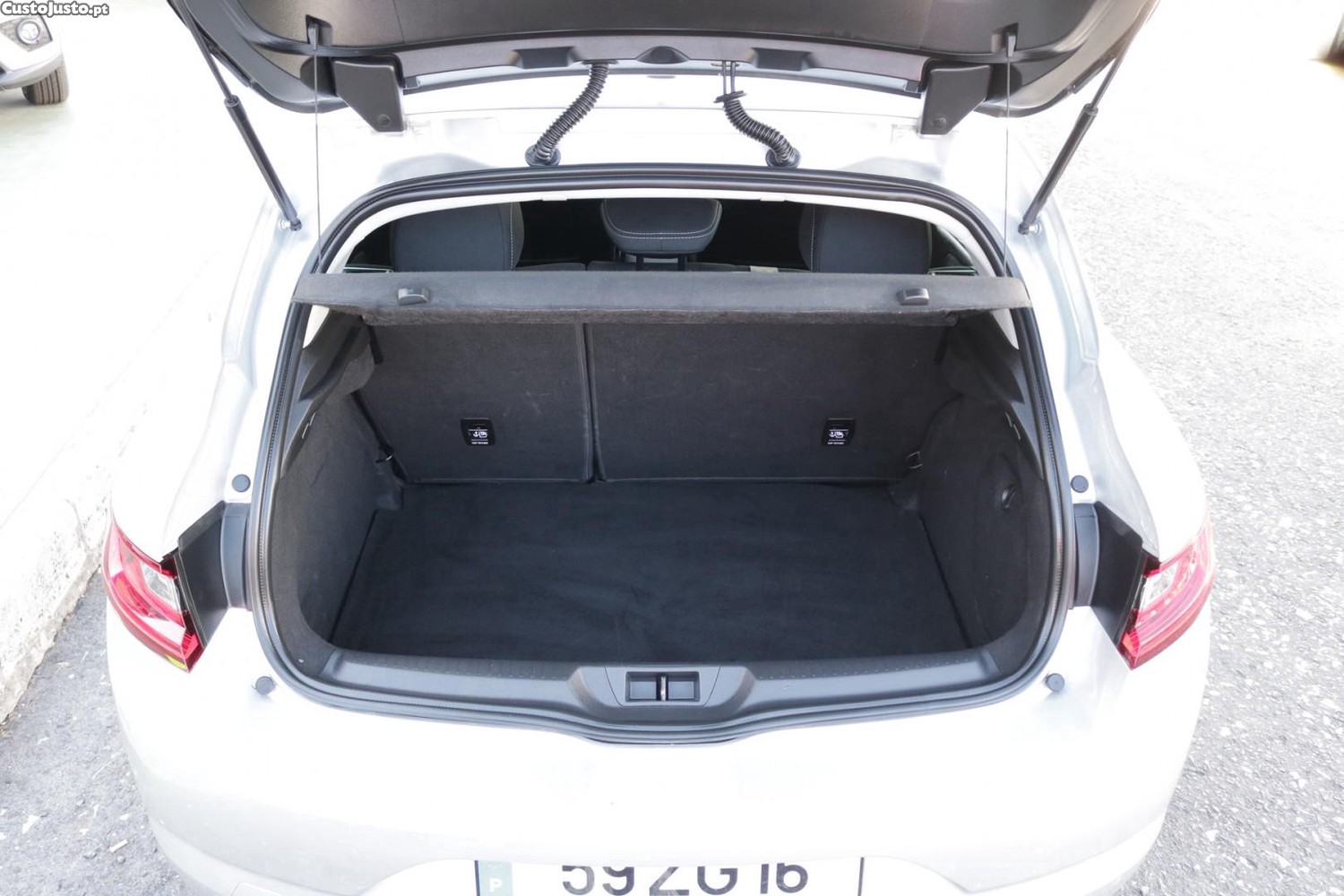 Renault Mégane 1.5 Blue DCI Limited 115cv — fotografia 49
