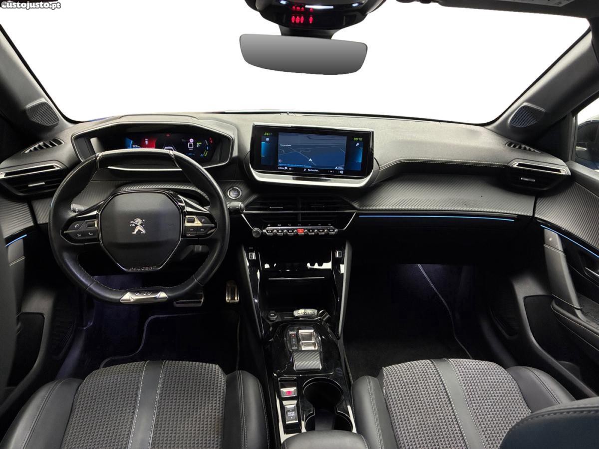 Peugeot 208 50 kWh GT — fotografia 9