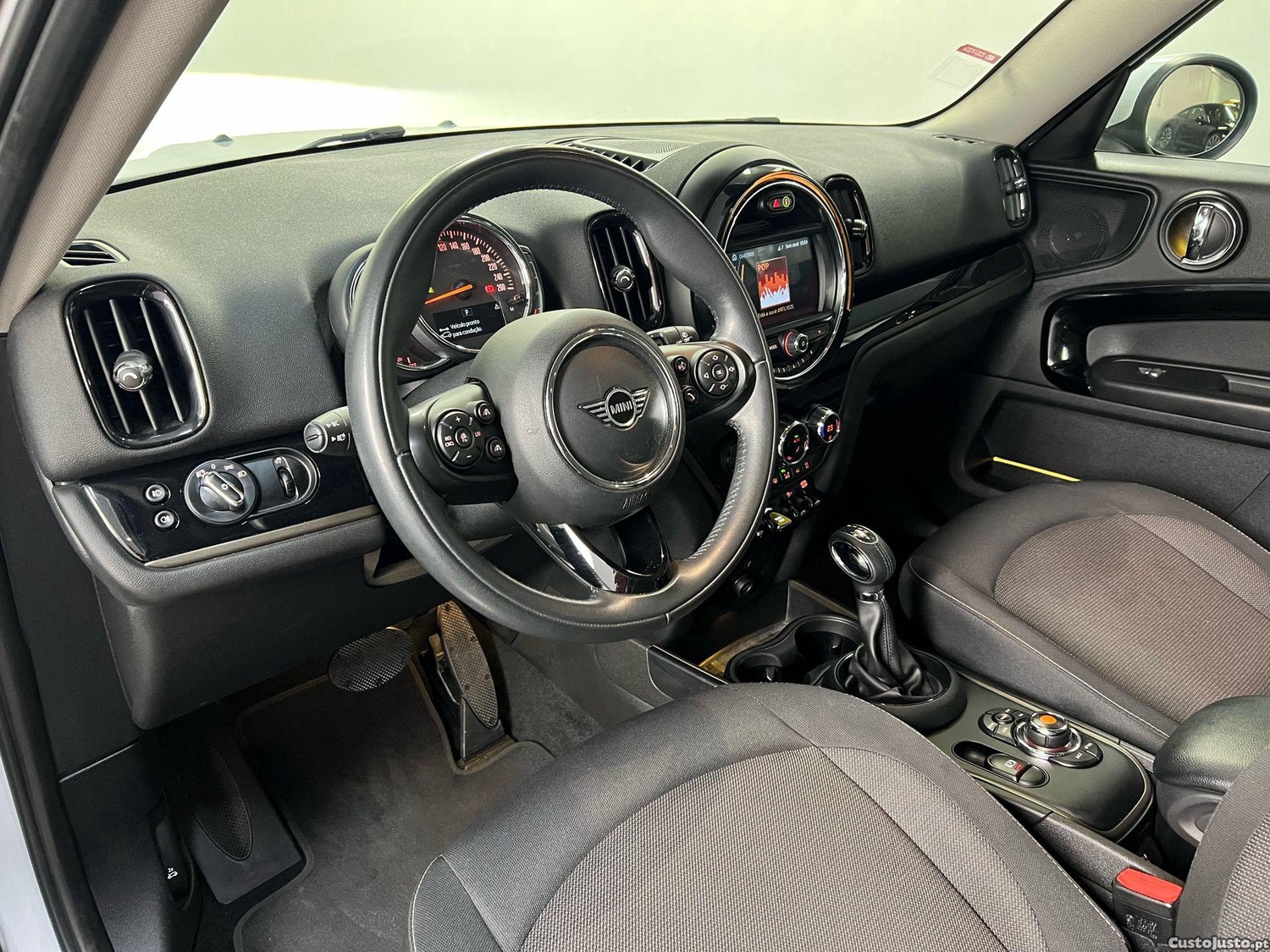 MINI Countryman Cooper SE ALL4 Auto - 20 — photo 5