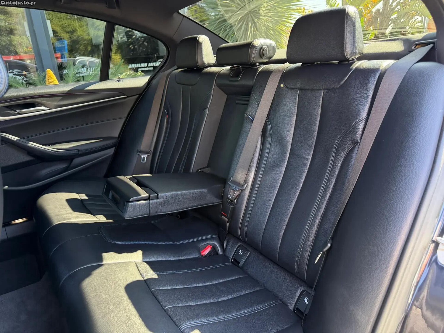 BMW 520 e Pack M — fotografia 9