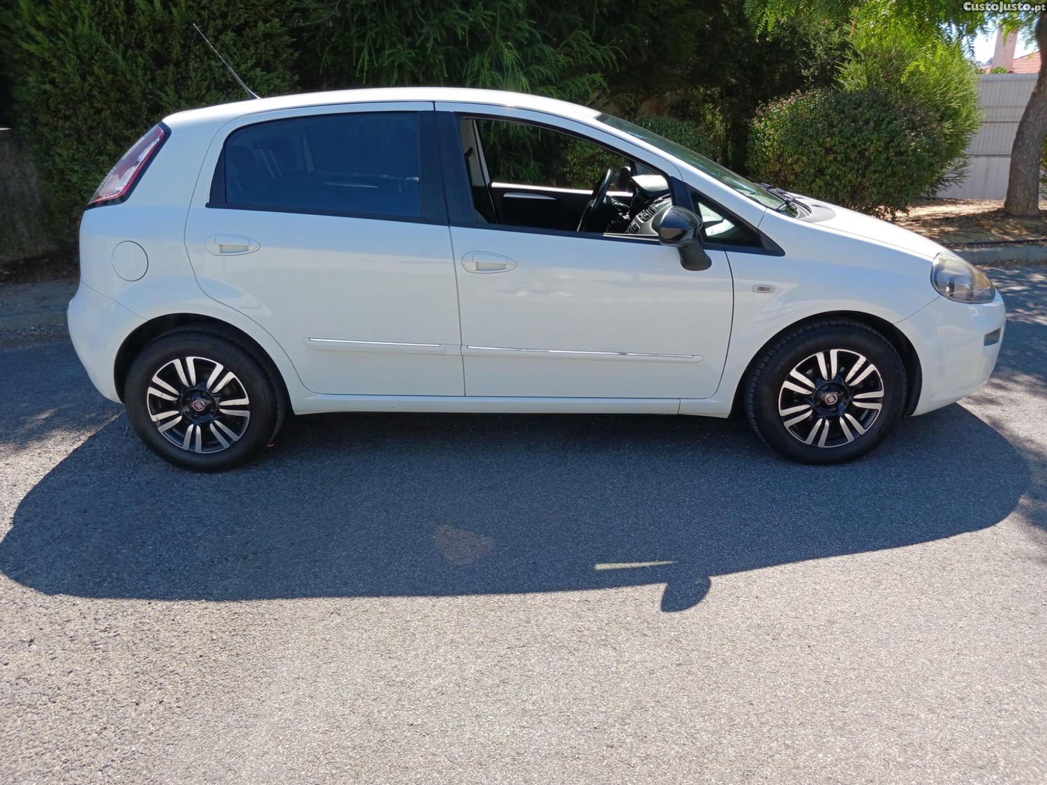 Fiat Punto Evo  0.9   8V Twinair — photo 2