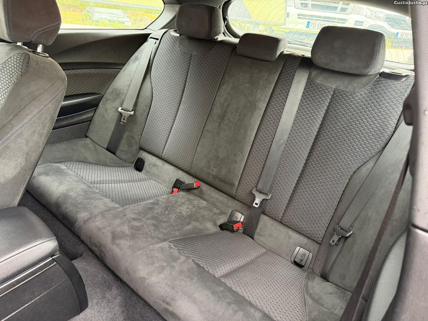 BMW 116 MOTOR 2.0d PACK M ORIGINAL — fotografia 2