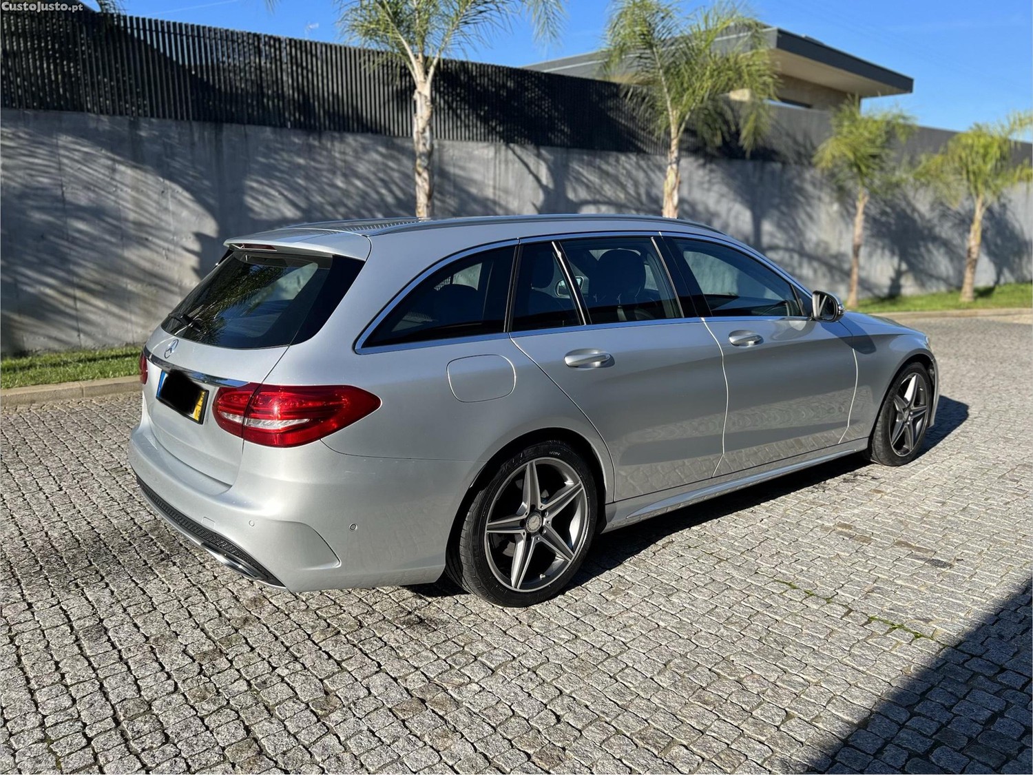 Mercedes-Benz C 220 220d AMG — fotografia 4