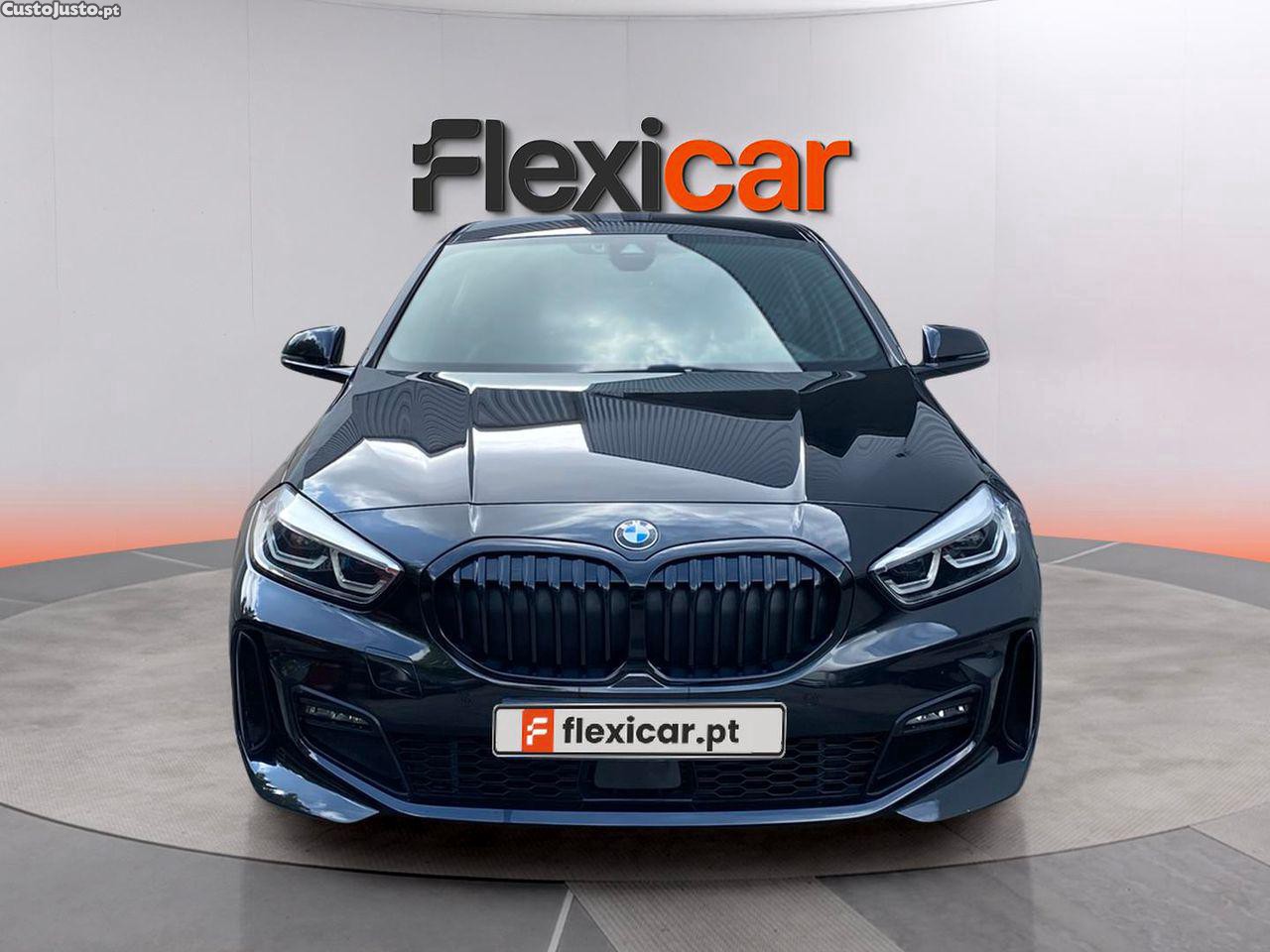 BMW 116 d Pack M — fotografia 16
