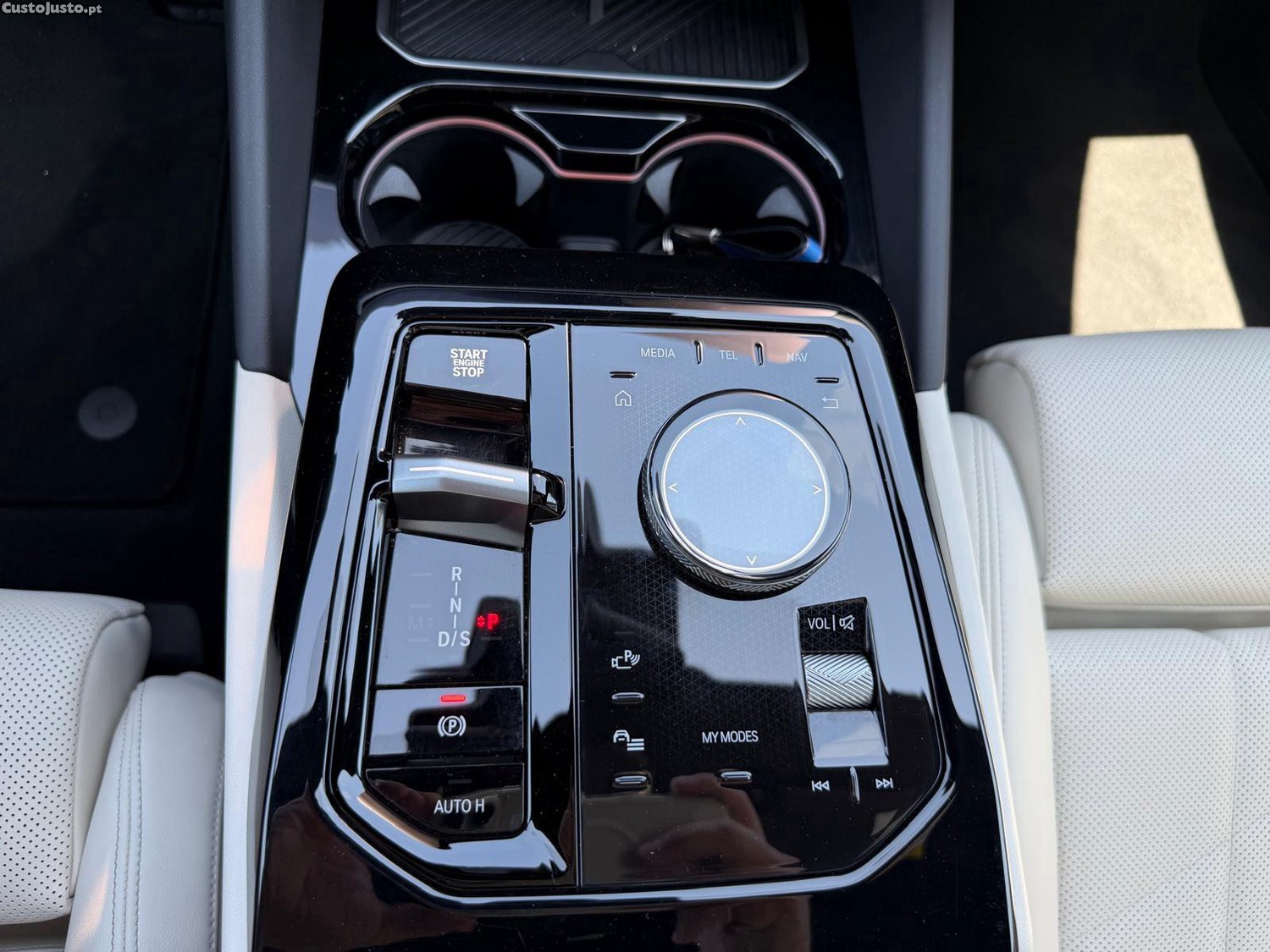 BMW 530 e Pack Desportivo M Pro — fotografia 3