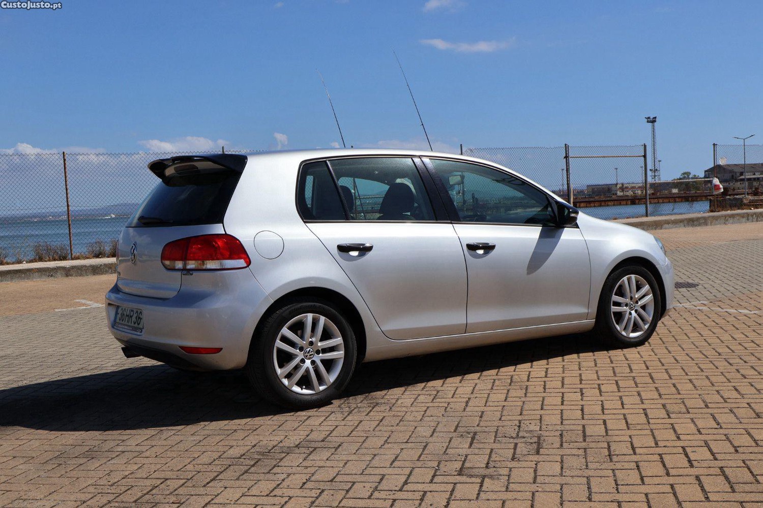 Volkswagen Golf 2.0 Tdi 5 Portas — fotografia 21