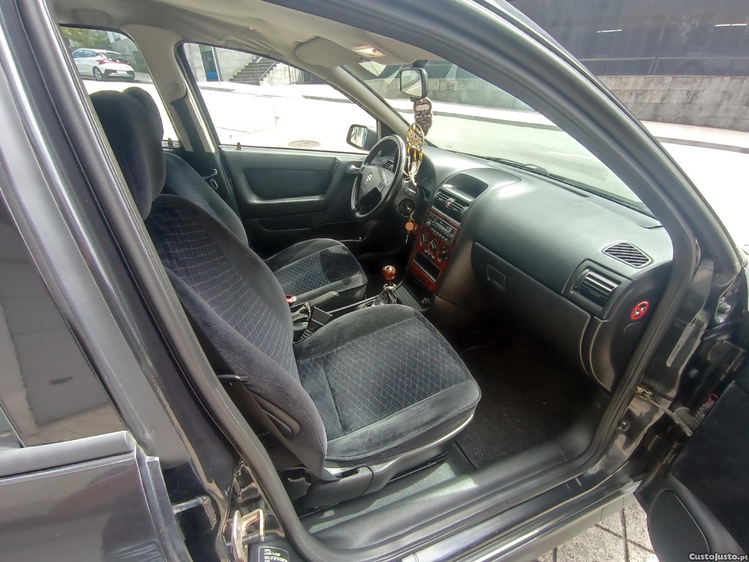 Opel Astra caravan 1.4 16v de 2000 — fotografia 4