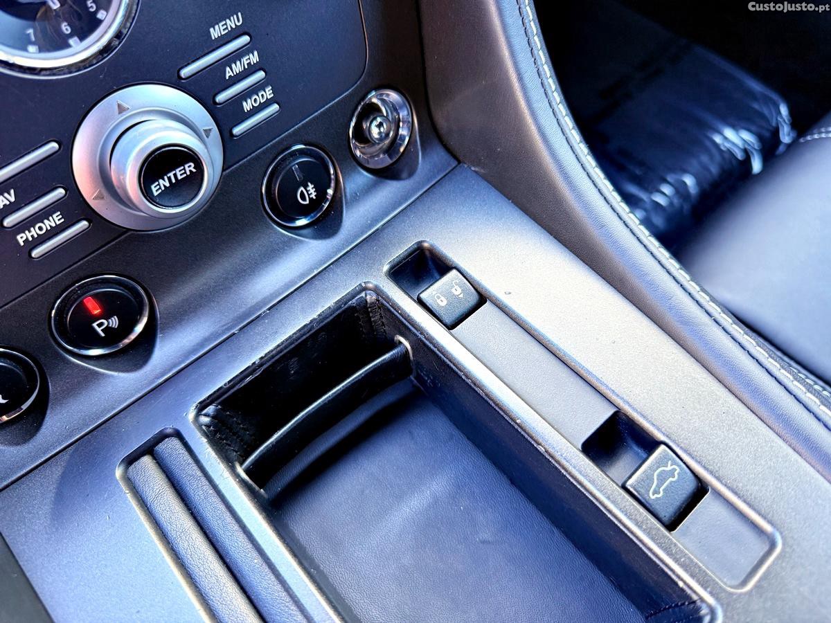 Aston Martin Vantage Sport Shift — fotografia 38