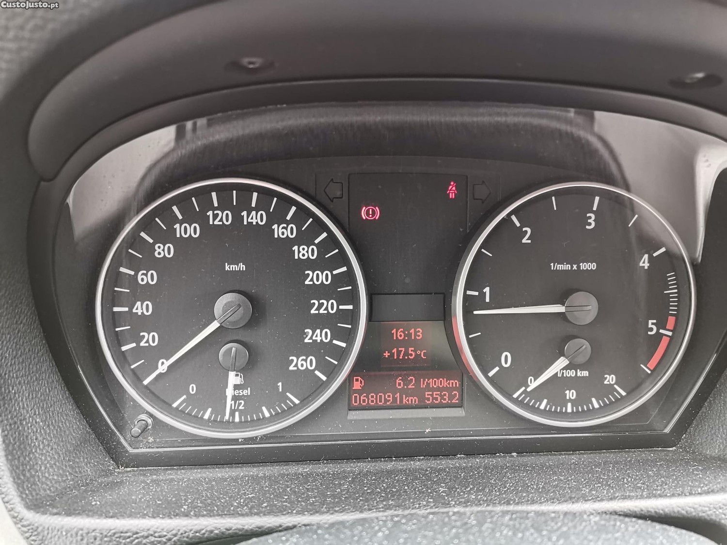 BMW 320 e90 — fotografia 2