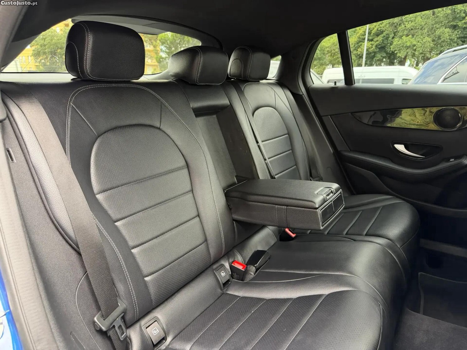 Mercedes-Benz GLC 300 de Coupé 4Matic — fotografia 11