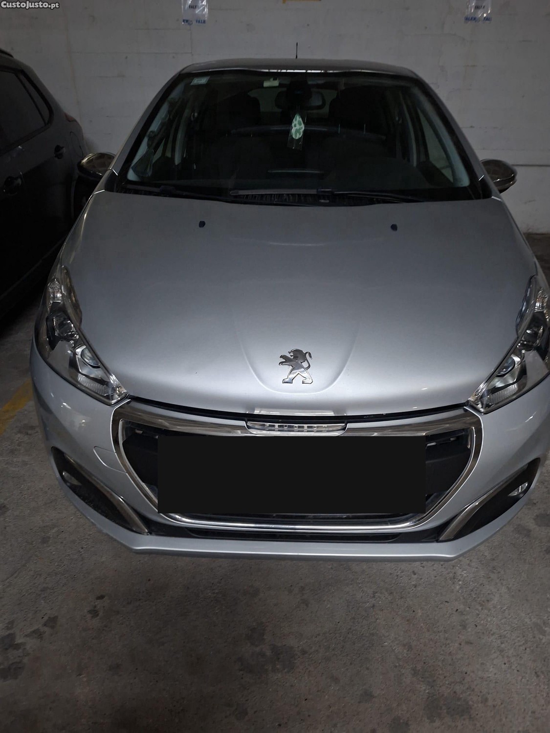 Peugeot 208 1.6 BlueHDi 75cv — fotografia 3