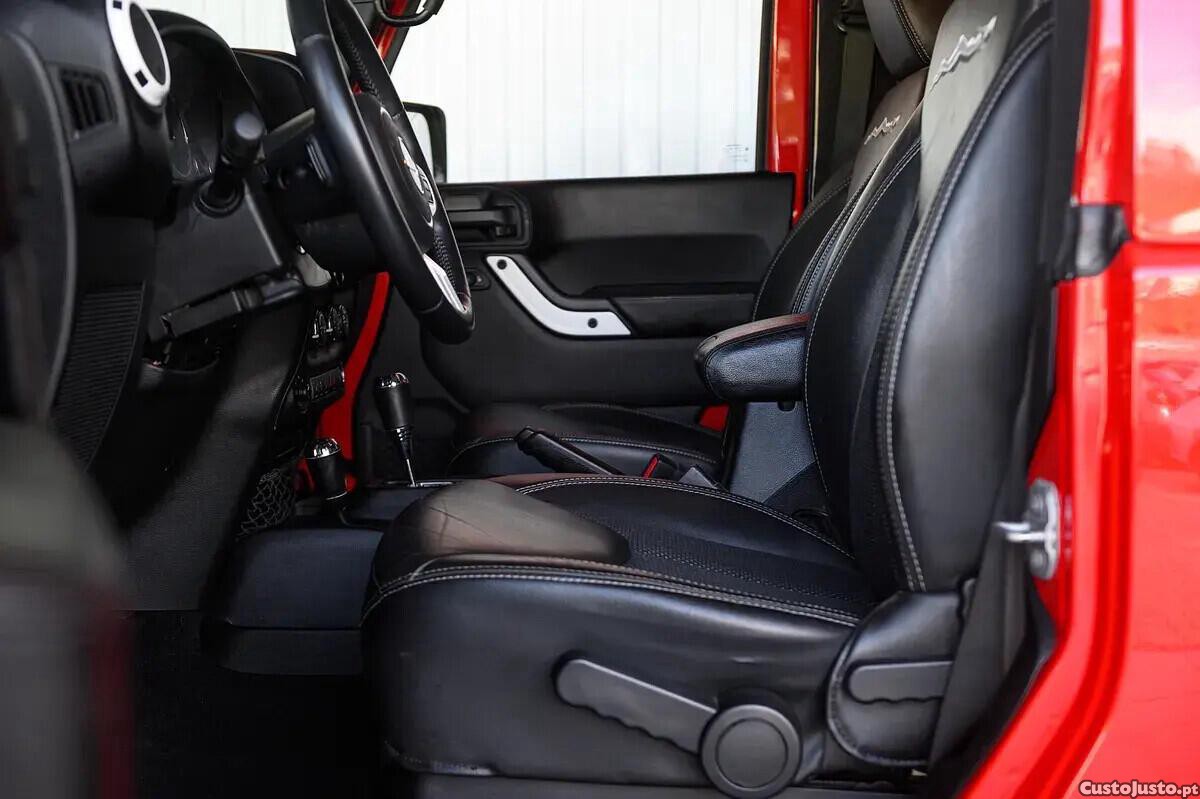 Jeep Wrangler 2.8 CRD Auto Sport — fotografia 4