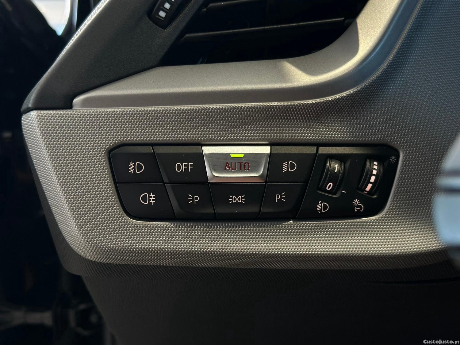 BMW 116 d Advantage Auto — fotografia 19