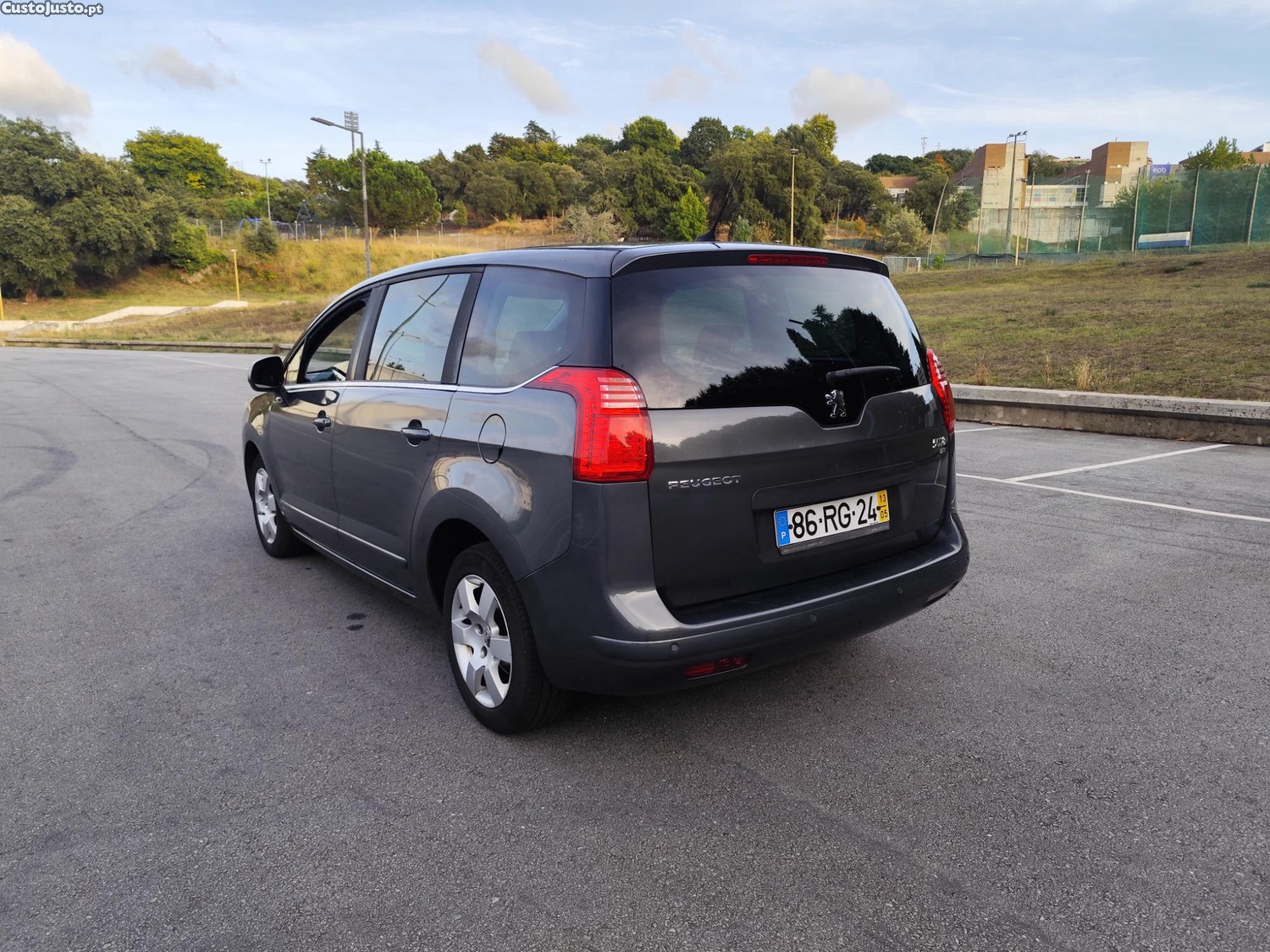 Peugeot 5008 1.6 HDI 7 lugares — fotografia 9