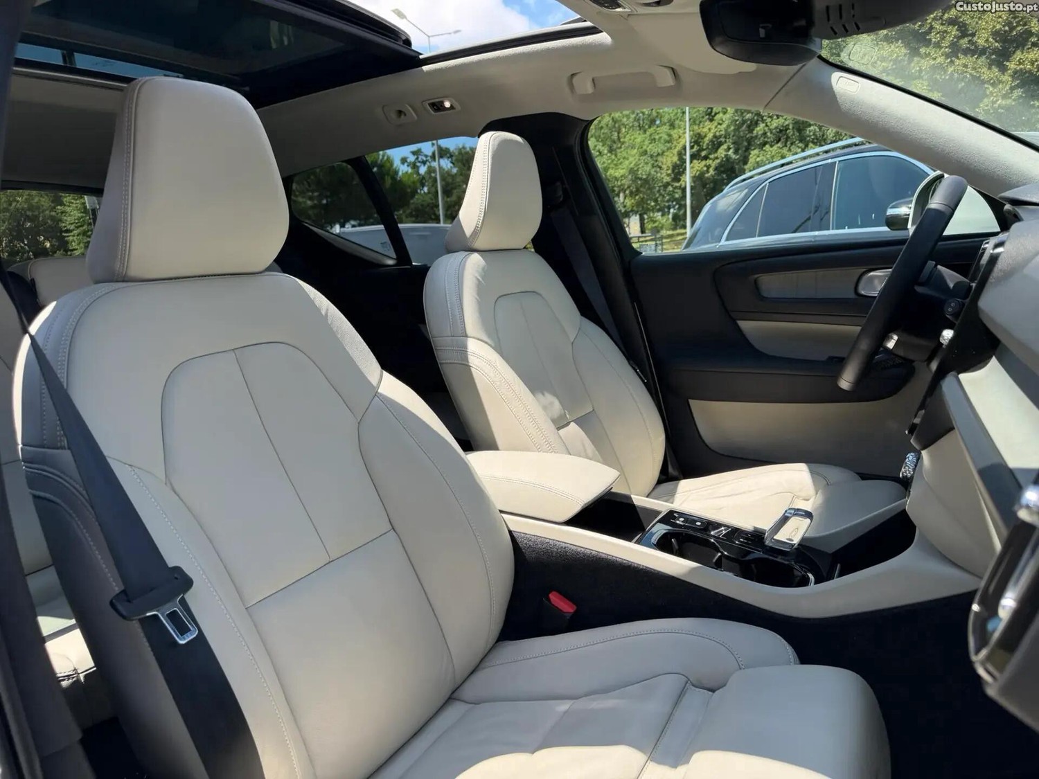 Volvo XC 40 1.5 T5 PHEV Inscription — fotografia 10