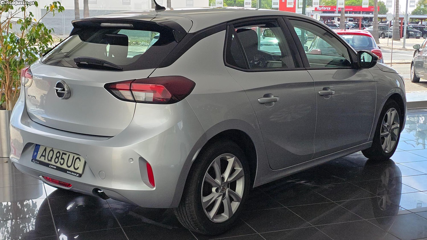 Opel Corsa 5 PORTAS — fotografia 6