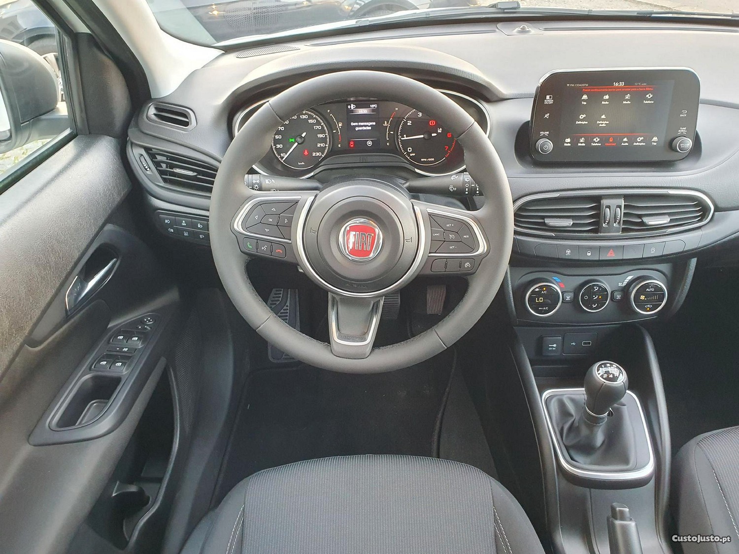 Fiat Tipo 1.0 GSE T3 City Life — fotografia 20
