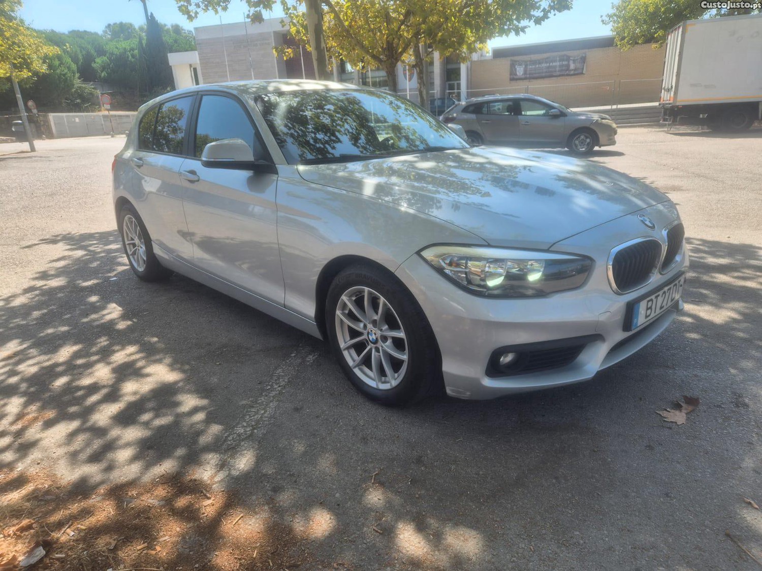 BMW 116 D — fotografia 18