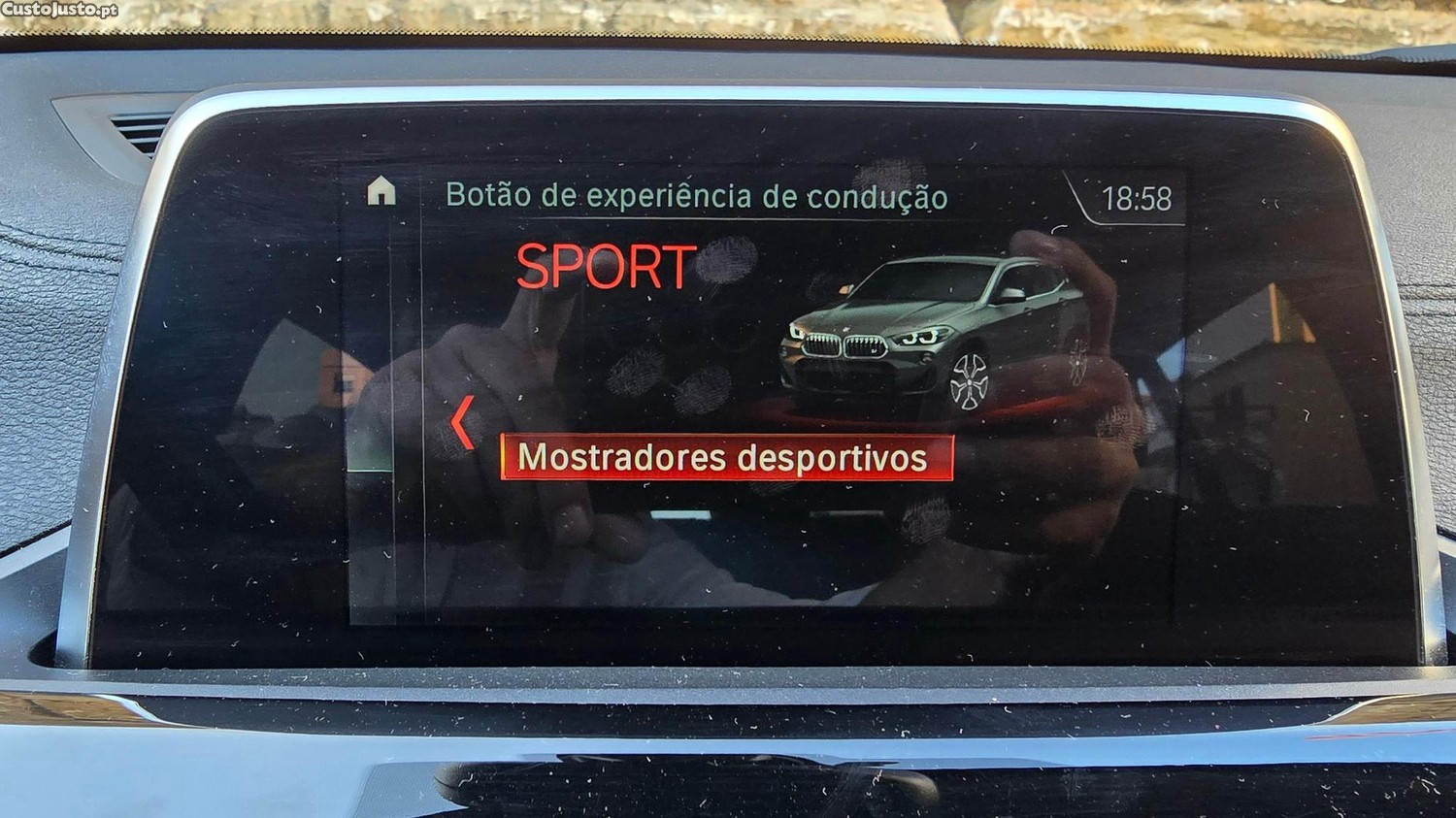 BMW X2 18 i sDrive Advantage — fotografia 2