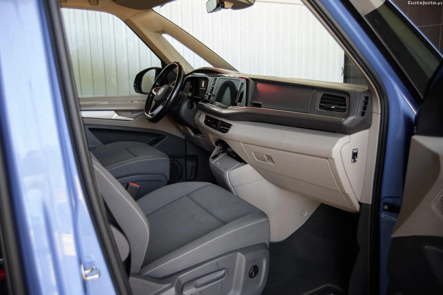 Volkswagen Multivan 1.4 TSI e-Hybrid Life DSG — fotografia 8