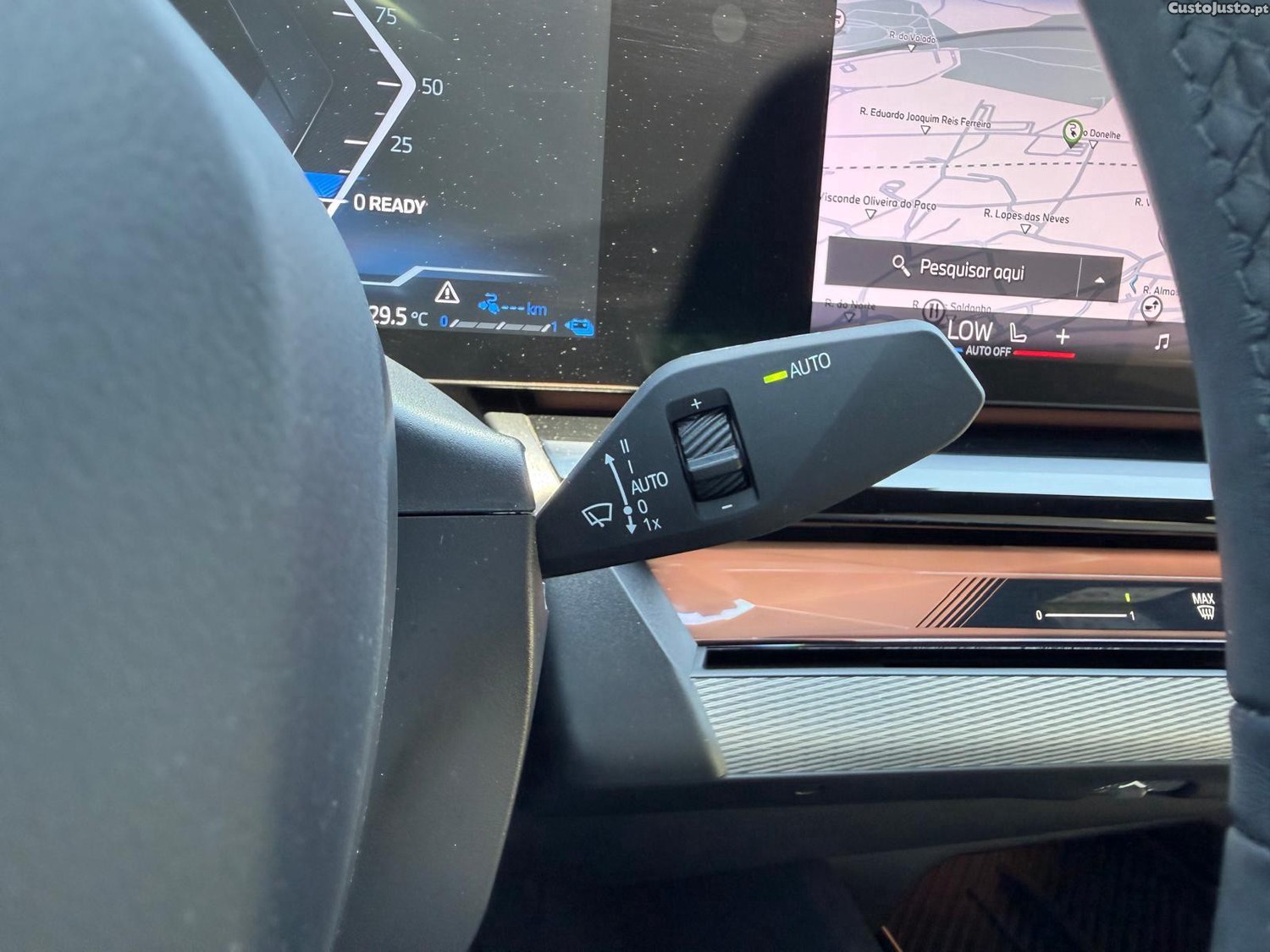 BMW 530 e Pack Desportivo M Pro — fotografia 4