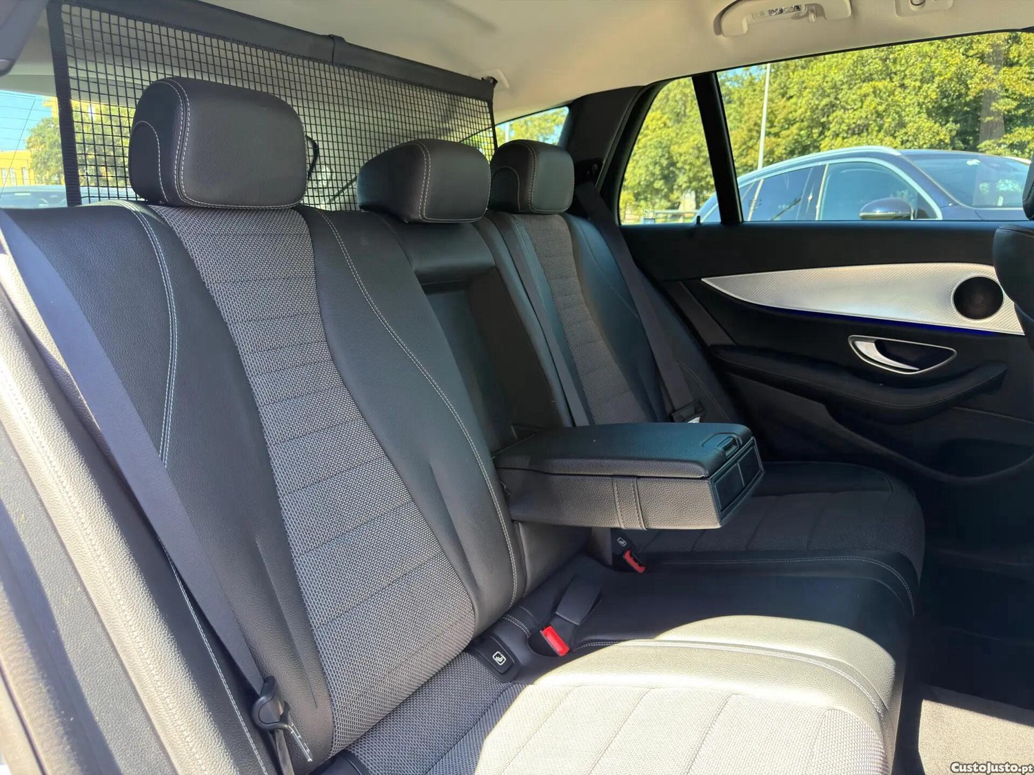 Mercedes-Benz E 220 d Avantgarde — fotografia 9