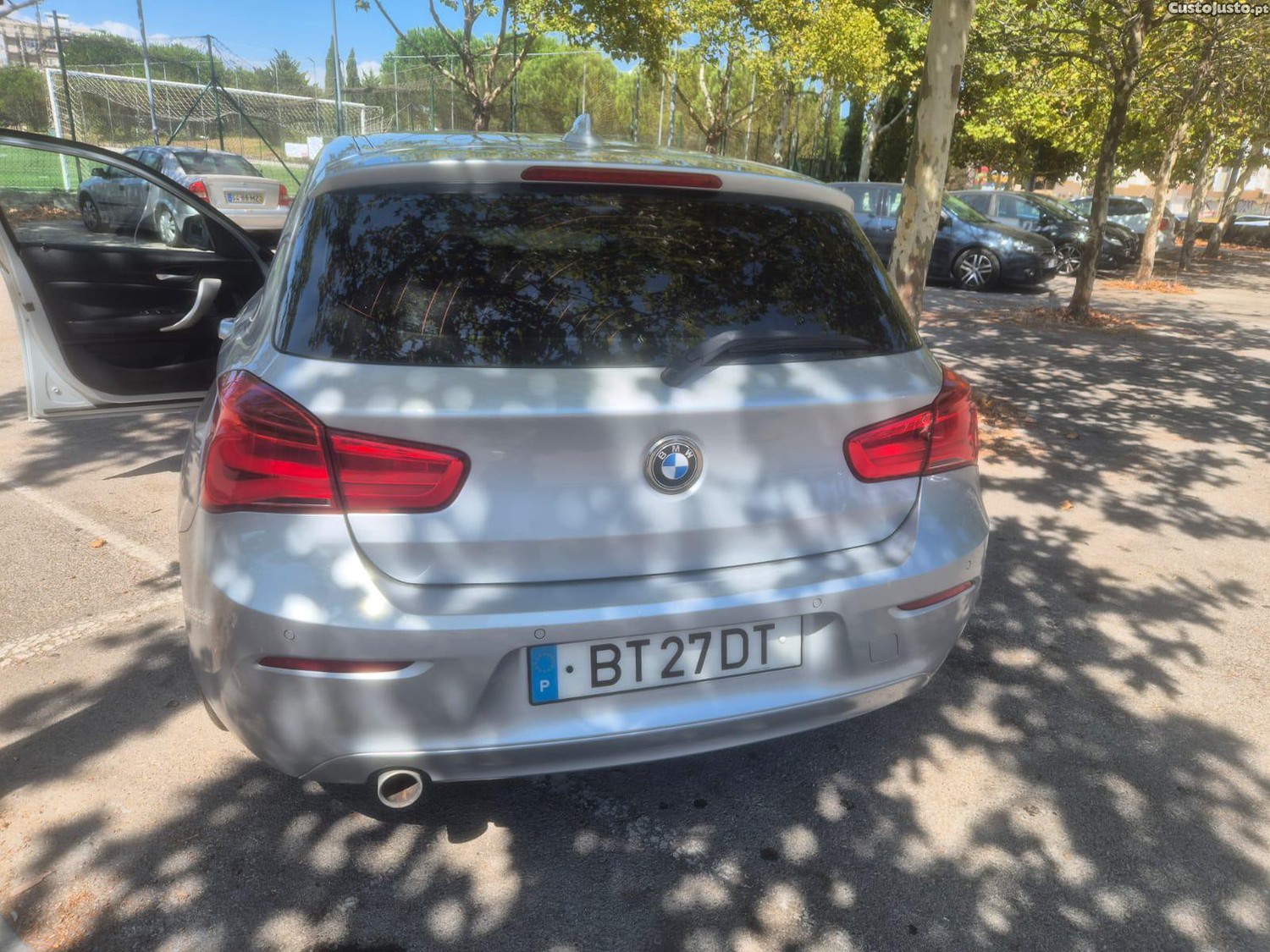 BMW 116 D — fotografia 14