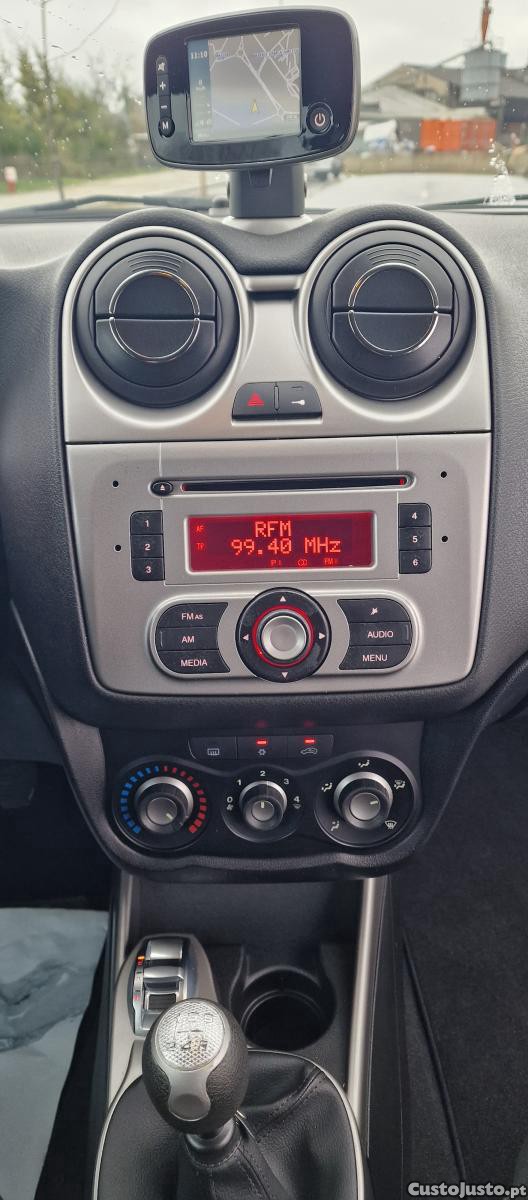 Alfa Romeo MiTo 1.3 Multijet S&S Distintive Nacional — fotografia 5