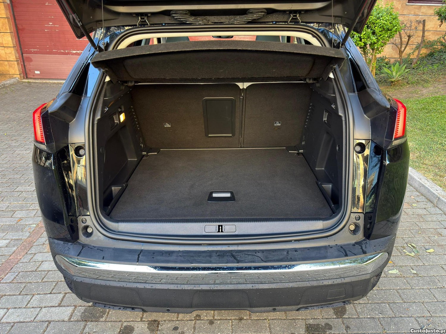 Peugeot 3008 1.2 PureTech Allure EAT8 — fotografia 11