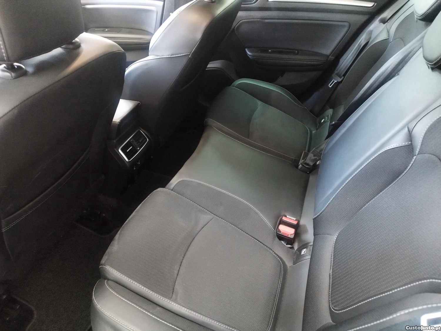 Renault Mégane sports tourer e-tech — fotografia 5