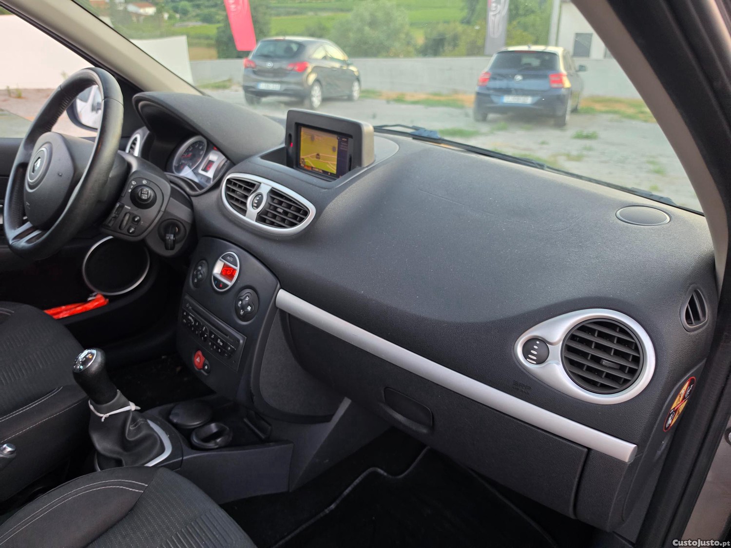 Renault Clio 1.2 16 VDinamique GPS muito novo — fotografia 7