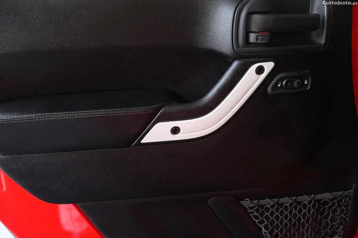 Jeep Wrangler 2.8 CRD Auto Sport — fotografia 3