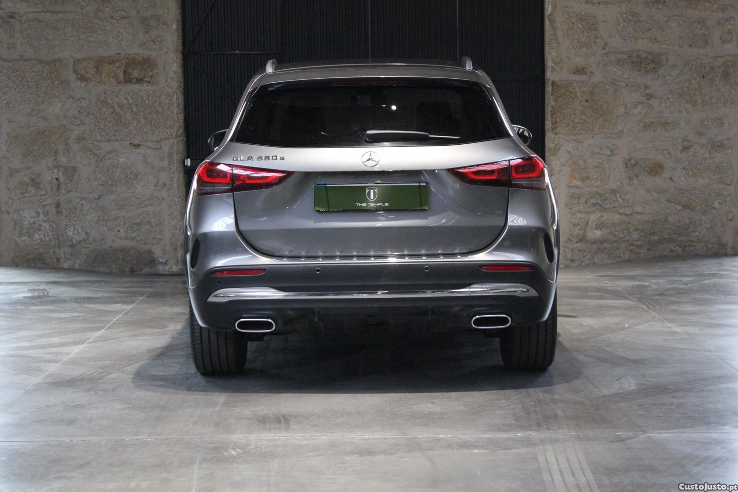 Mercedes-Benz GLA 250 Edition AMG Line — fotografia 9