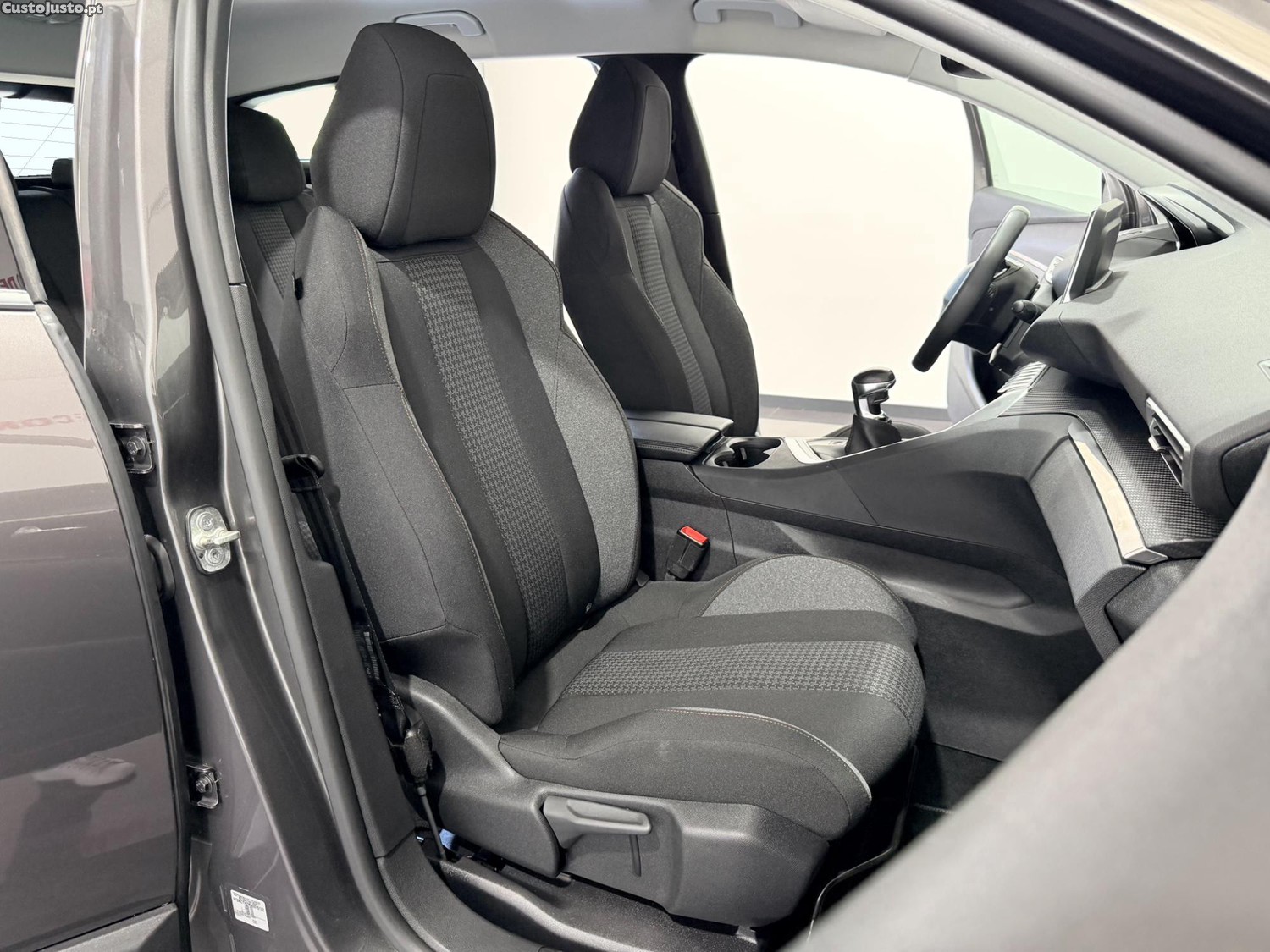 Peugeot 3008 1.5 BLUEHDI ACTIVE PACK 130CV - NACIONAL - 55624 KM — fotografia 8