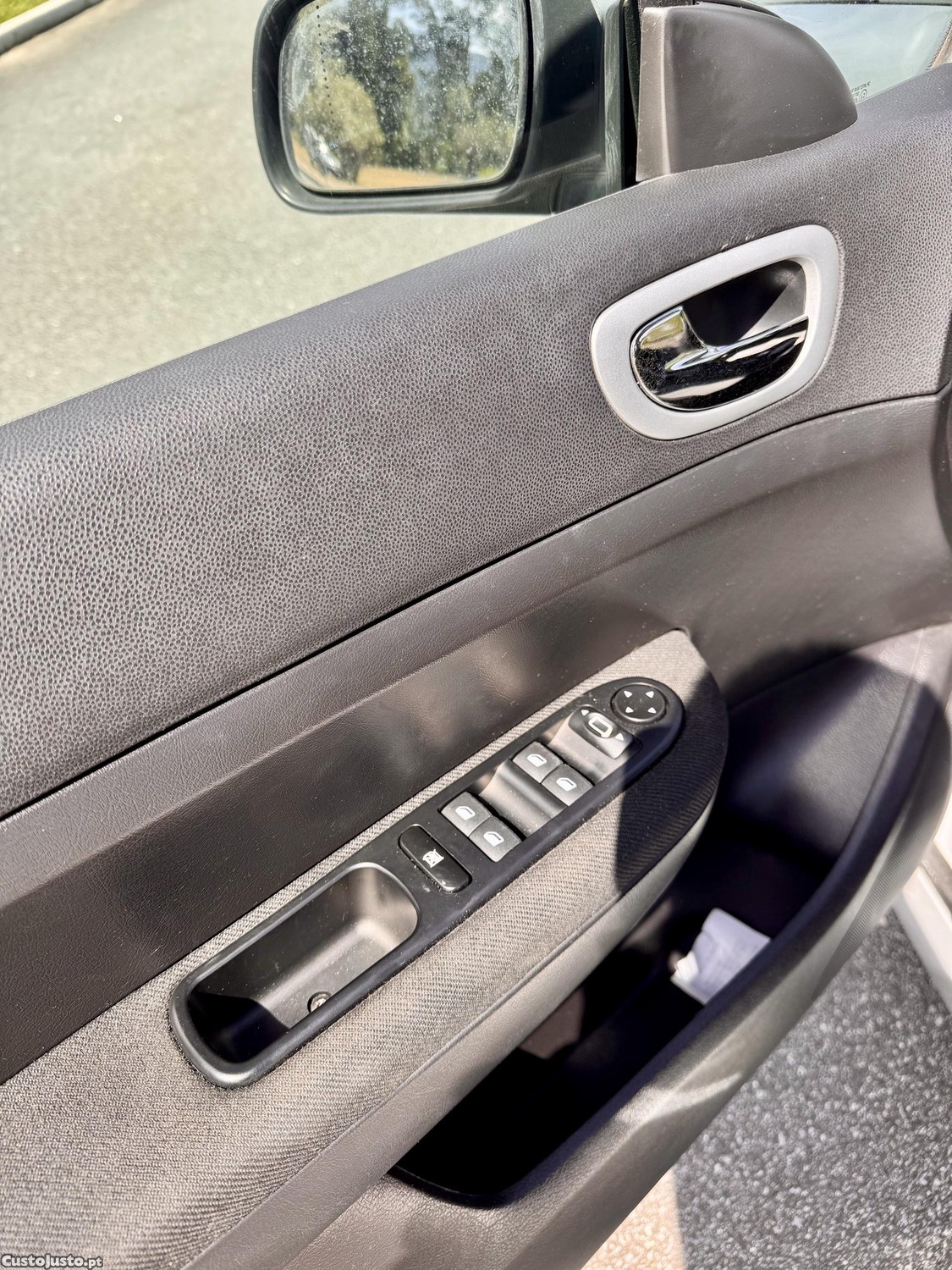 Peugeot 307 1.6 HDi — fotografia 2