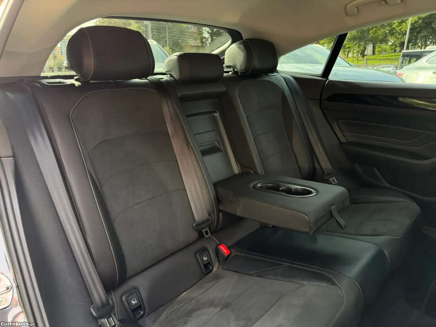 Volkswagen Arteon 1.4 TSI eHybrid Elegance — fotografia 12