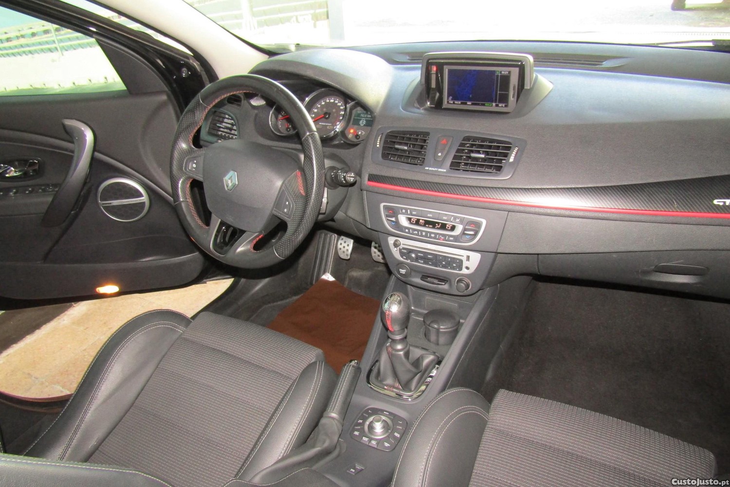 Renault Mégane Sport Tourer 1.5 dCi GT Line — fotografia 4