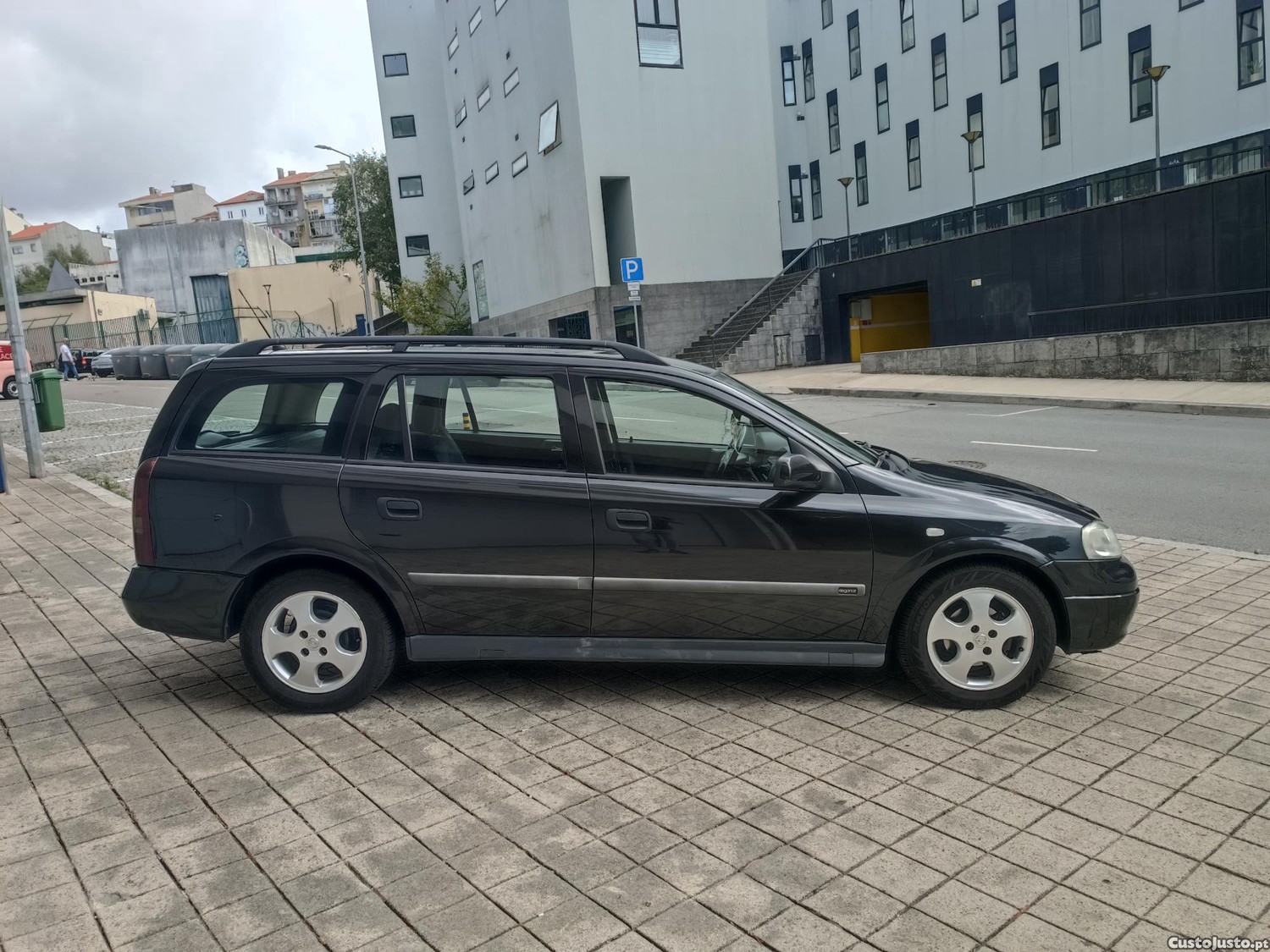 Opel Astra caravan 1.4 16v de 2000 — fotografia 14
