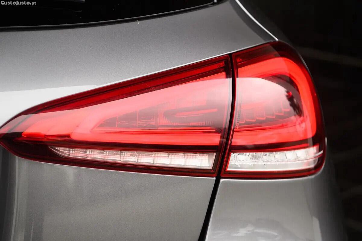 Mercedes-Benz A 180 d Style Aut. — fotografia 13