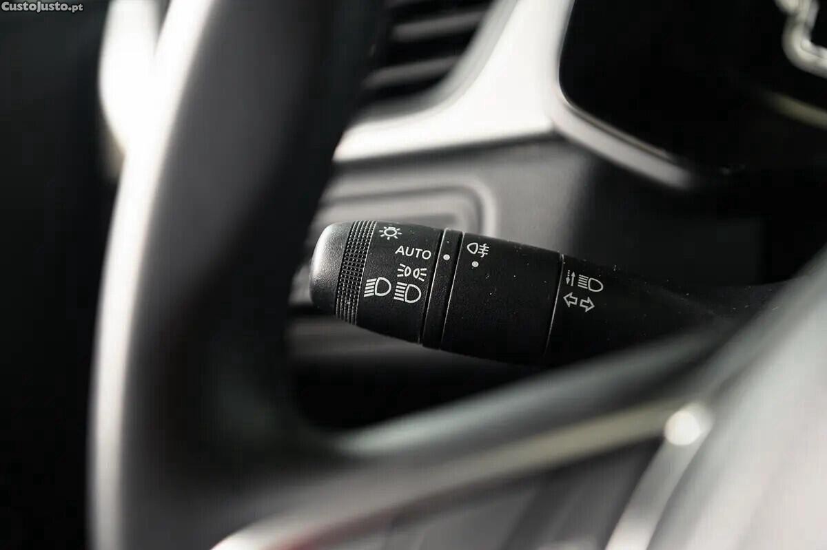 Renault Captur 1.0 TCe Techno — fotografia 5