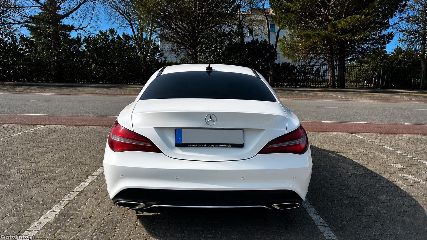Mercedes-Benz CLA 180 D COUPE — photo 4