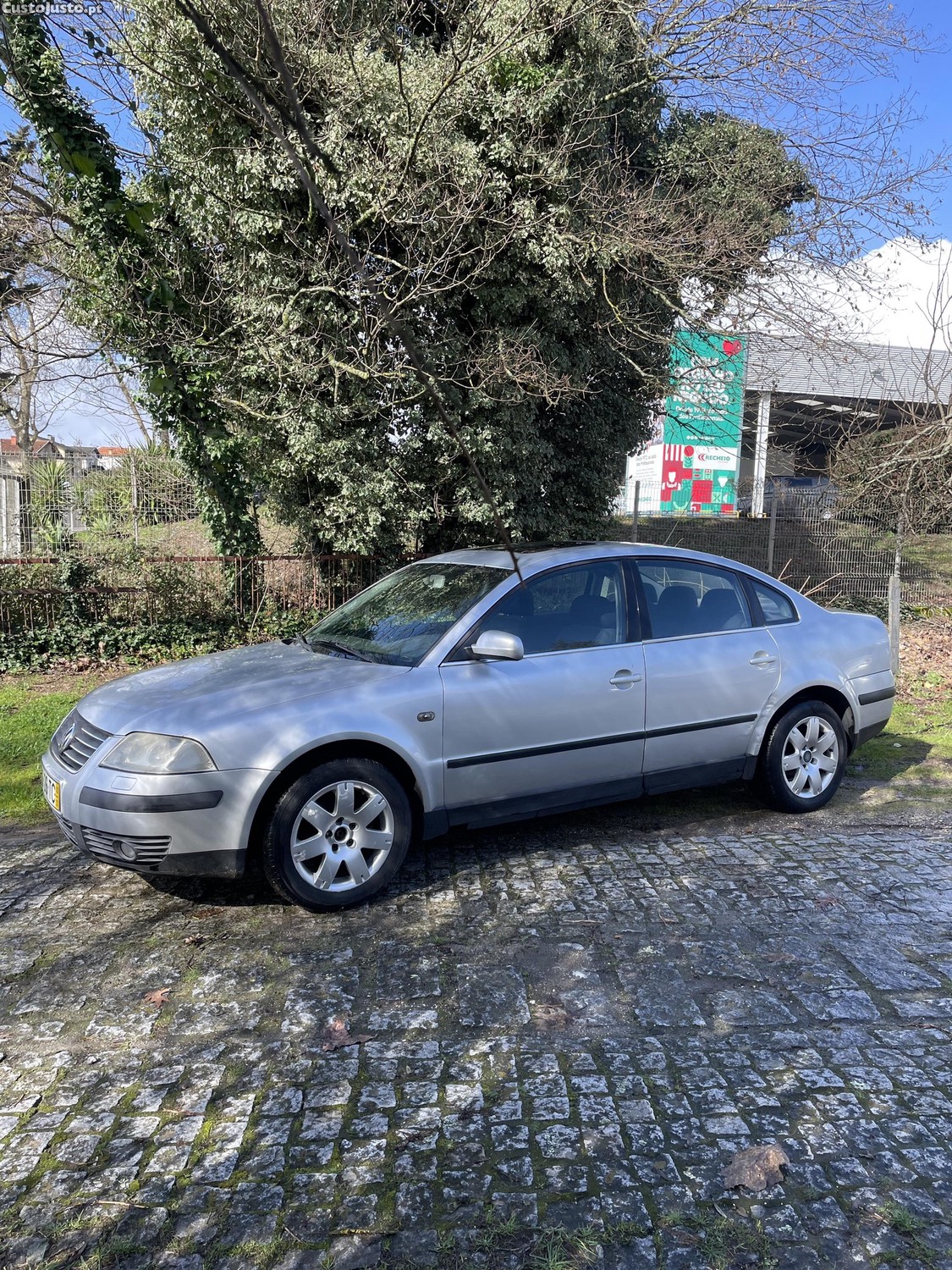 VW Passat 1.9 - 02 — photo 2