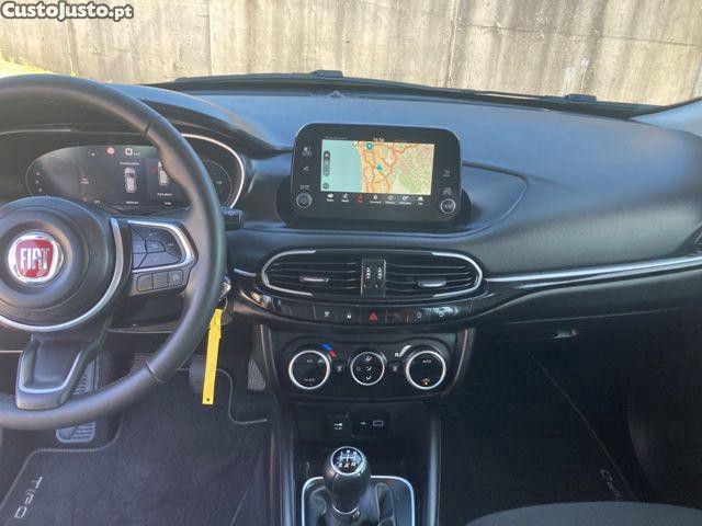 Fiat Tipo 1.3 MultiJet Life — fotografia 12
