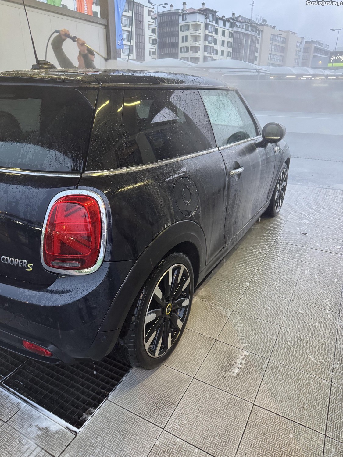MINI Cooper SE 184 CV — fotografia 10
