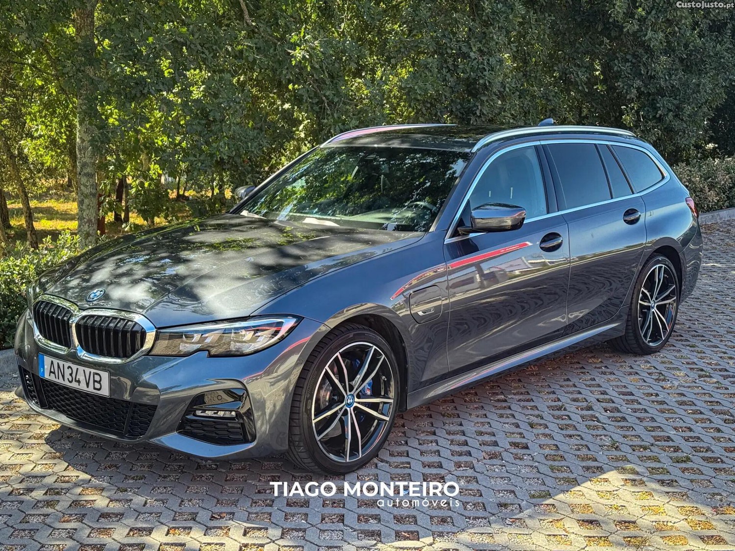 BMW 330 e Pack Desportivo M Auto — fotografia 14