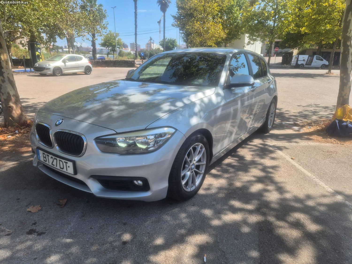 BMW 116 D — fotografia 11