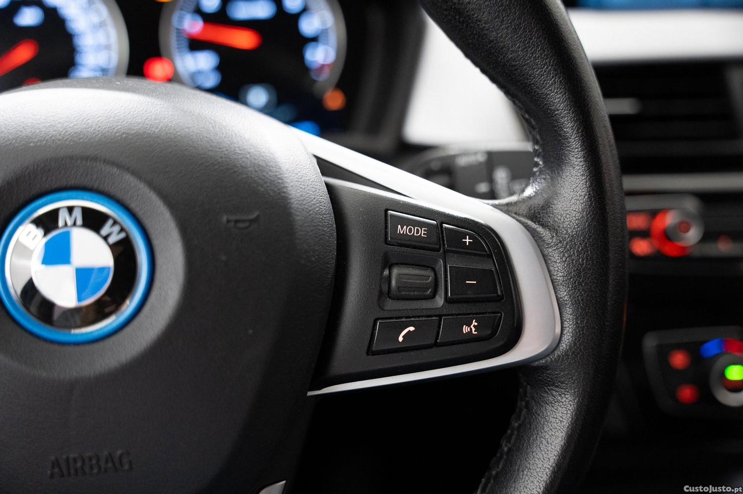 BMW X1 25 e xDrive Corporate Edition — fotografia 15