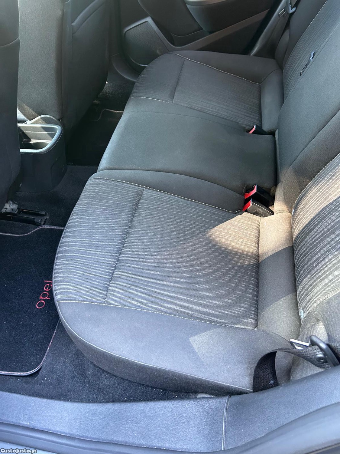 Opel Astra 1.7 Cdti — fotografia 5
