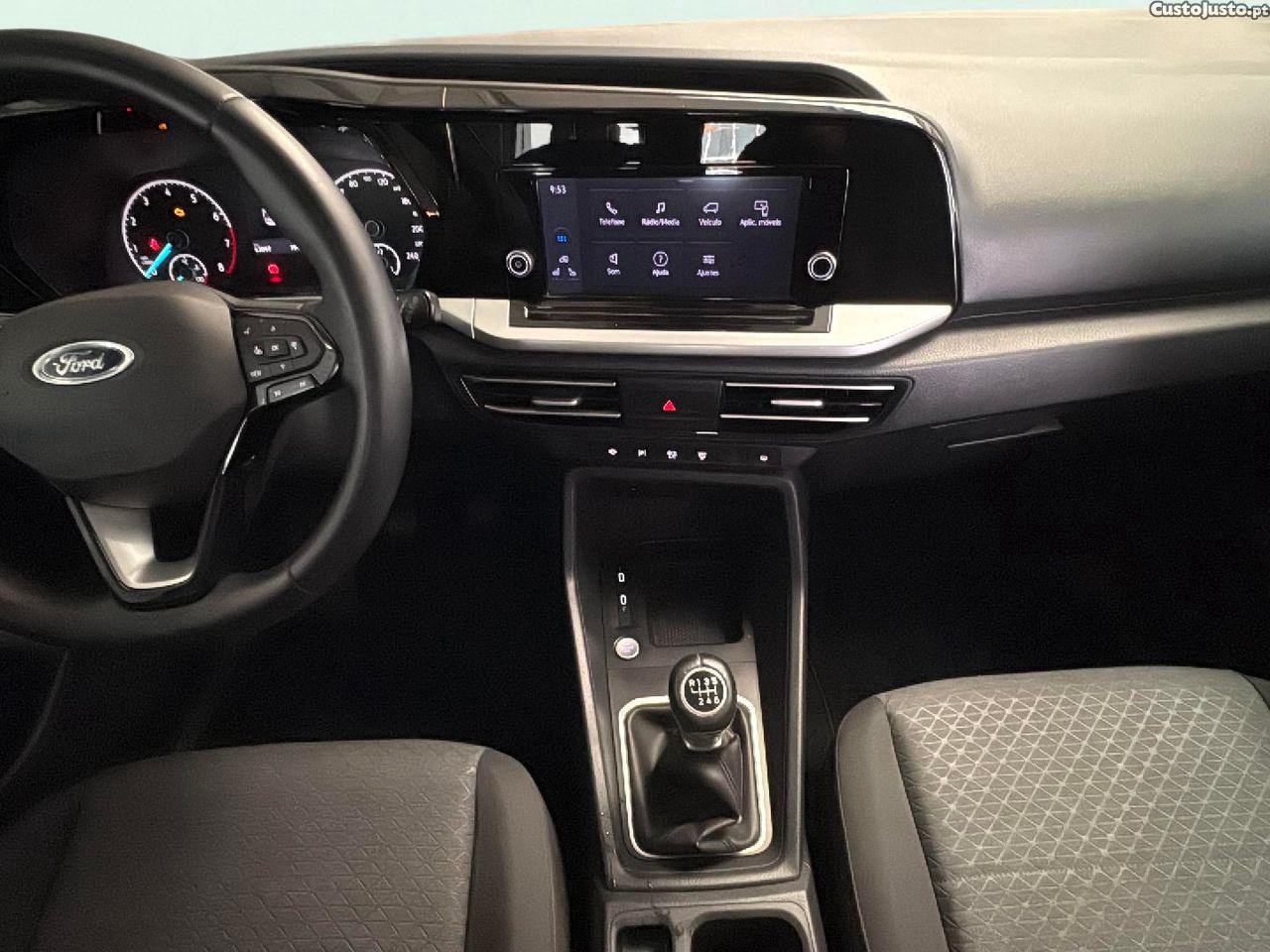 Ford Tourneo 1.5 EcoBoost Titanium — fotografia 5