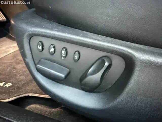 Jaguar X-Type SW 2.2 D Executive Aut. — fotografia 4